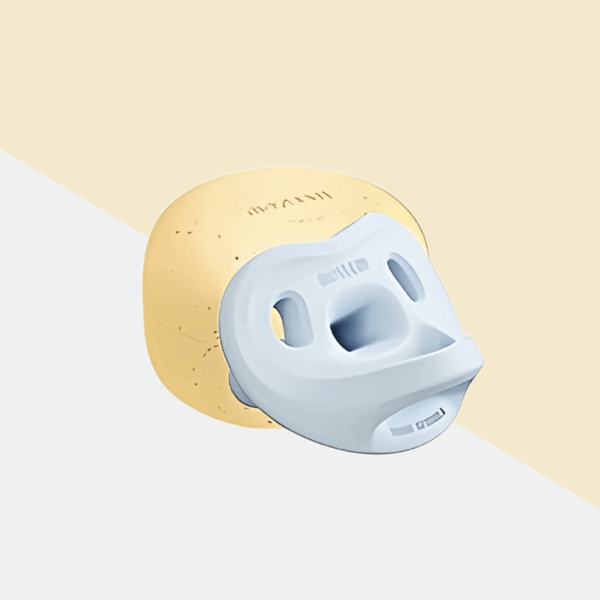 จุกหลอกซิลิโคนทั้งชิ้น รุ่น  Macaron (พร้อมเคส) ระดับ 1 สี Cotton Blue