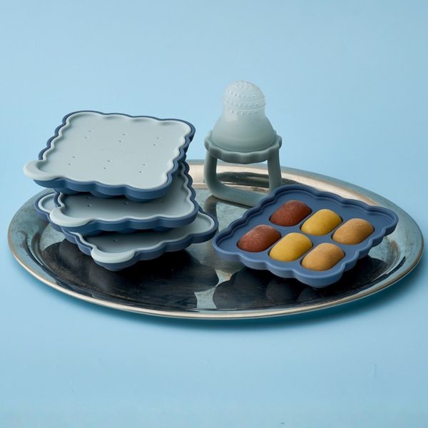 Easy Pop Baby Fruit Feeder Teether เซ็ตทำไอติมนมแม่ จุกผลไม้ และ บล็อคซิลิโคน (สี Blueberry Blue)